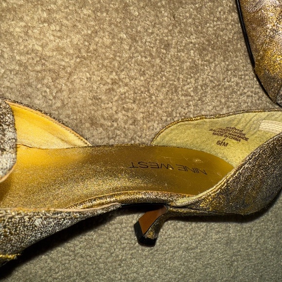 Vintage Y2K Gold Glitter Nine West. NWOT Heels - Picture 6 of 7